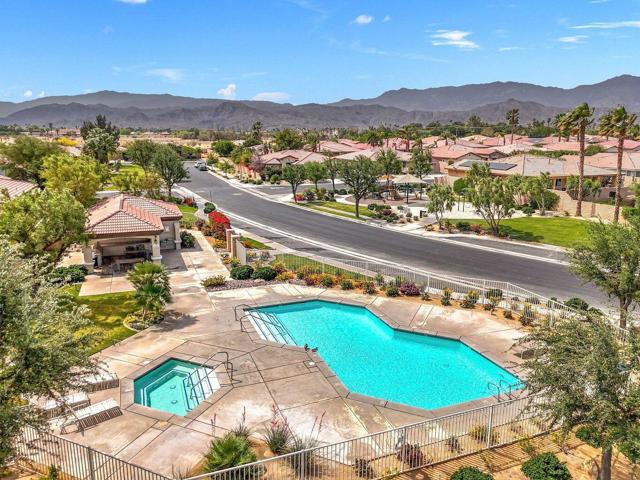 62 Via Del Pienza, Rancho Mirage CA: https://media.crmls.org/mediaz/7f64ac75-b78f-4ef9-82fd-9e2500591882.jpg