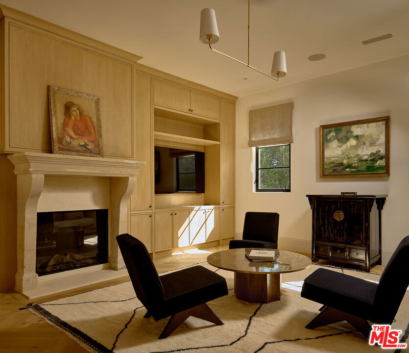 MLS #25597735 img 16