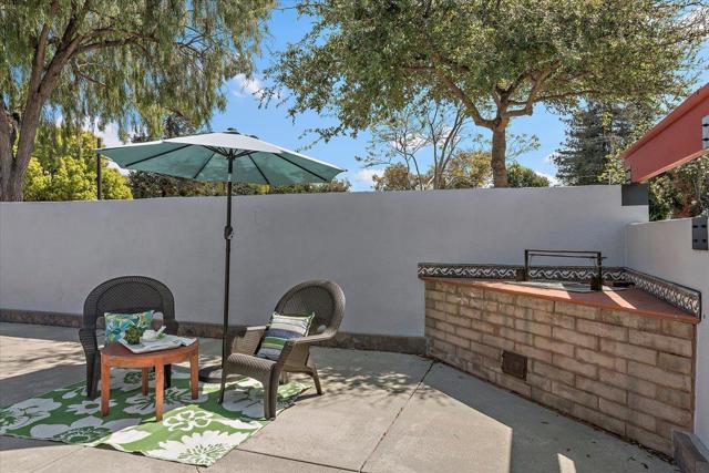 902 Blazingwood Drive, Sunnyvale CA: https://media.crmls.org/mediaz/7f65bfae-5516-4531-a0d3-e15120a15c71.jpg