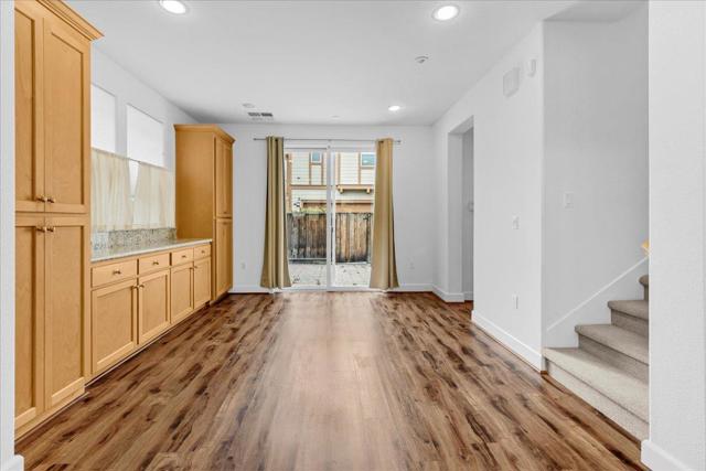 2731 Bungalow Drive, Marina CA: https://media.crmls.org/mediaz/7f65c345-0287-444d-835e-426f0afdfaaa.jpg