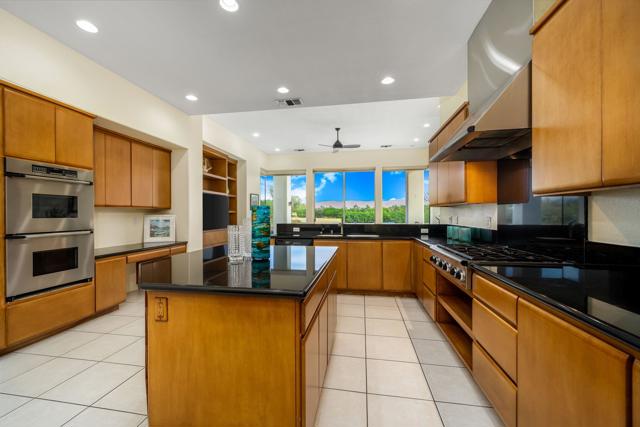 158 Loch Lomond Road, Rancho Mirage, CA 92270