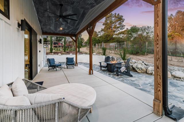 35715 Calle Nopal, Temecula CA: https://media.crmls.org/mediaz/7f66ef2a-19b3-41e5-bbd6-21d2d02cc467.jpg