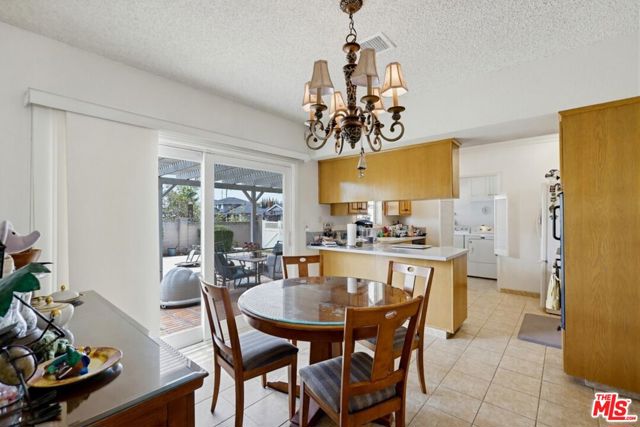 Image 13 of 49 For 4772 Cathy Avenue