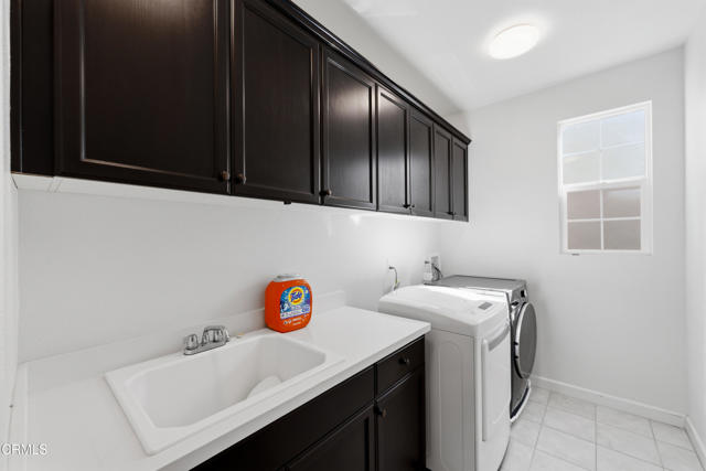 Detail Gallery Image 20 of 42 For 2406 Nicklaus St, Oxnard,  CA 93036 - 4 Beds | 2/1 Baths