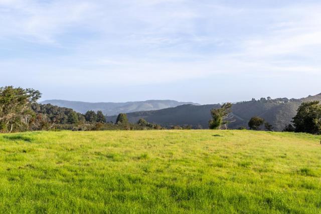 17 Rancho San Carlos Road (Lot 4), Carmel CA: https://media.crmls.org/mediaz/7f67f43f-ec24-4b0f-ac96-3c2cc932d12a.jpg