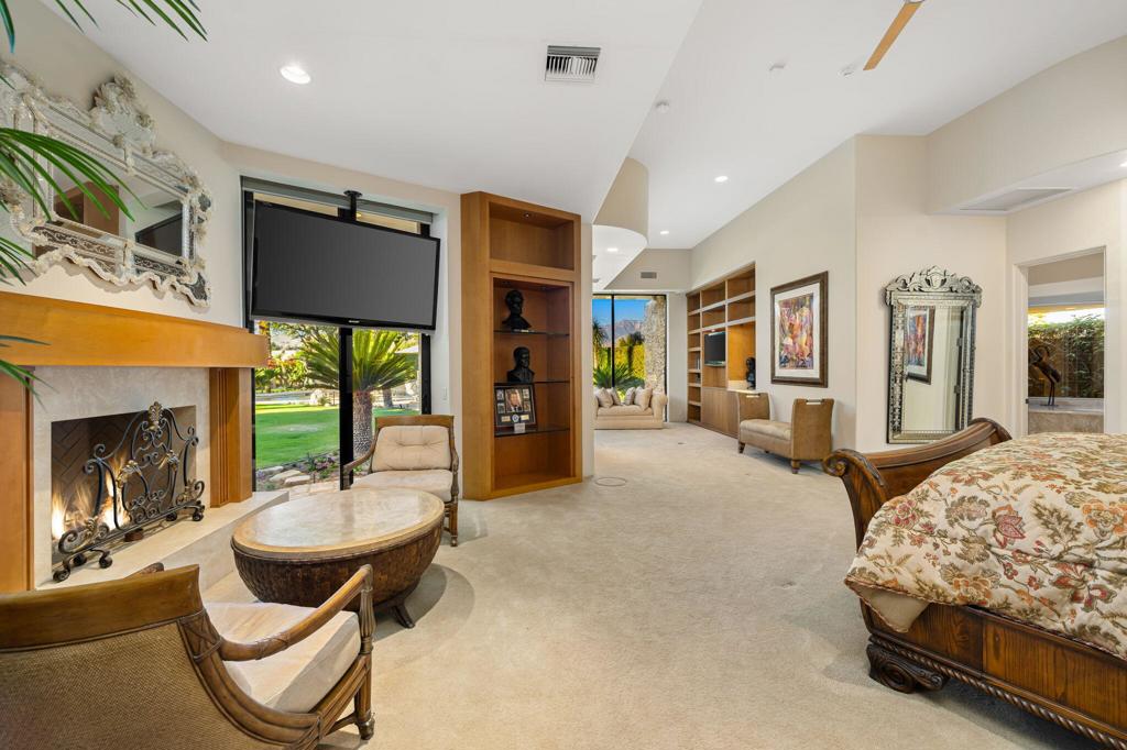 MLS #219138417DA image #17