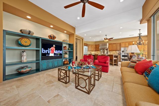 79885 Liga, La Quinta CA: https://media.crmls.org/mediaz/7f682b0c-c976-4350-a192-8d9482d0cc3f.jpg