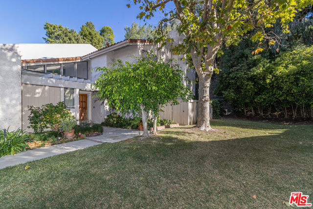 Image 3 for 2526 Almaden Court, Los Angeles, CA 90077