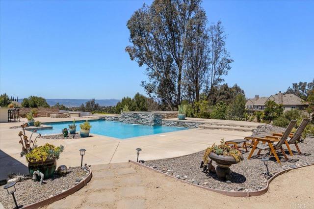31158 Del Rey Road, Temecula CA: https://media.crmls.org/mediaz/7f698cb4-2c0b-4400-a727-84b0d906a5e4.jpg