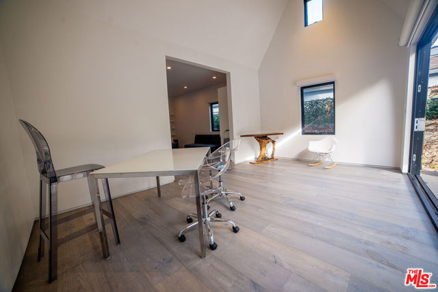  Home for Sale in Los Angeles, California