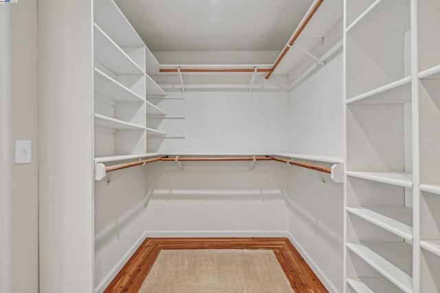 1068 Concord St, Pleasanton CA: https://media.crmls.org/mediaz/7f6d725b-daad-4216-97db-aa0d90960b27.jpg