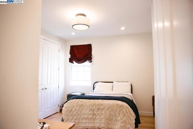 4719 Malayan, San Ramon CA: https://media.crmls.org/mediaz/7f6dc360-fd10-4d88-b1cc-d04eba552918.jpg