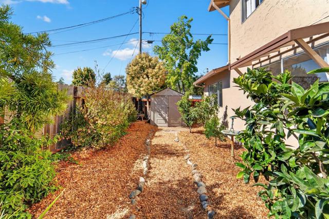 2529 Orchard Street, Soquel CA: https://media.crmls.org/mediaz/7f6e0384-e4e4-4bcd-a852-88942e7e22f1.jpg