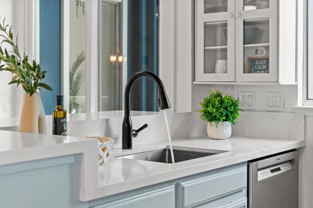 118 Marina Avenue, Aptos CA: https://media.crmls.org/mediaz/7f6e1b05-95ad-4cb6-957f-5e85af76c179.jpg