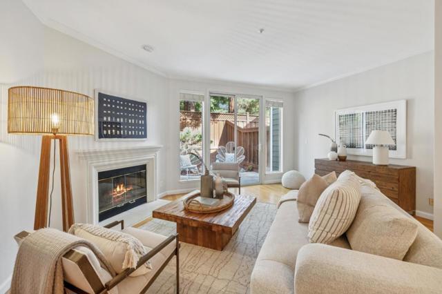 600 Willow Road, Menlo Park CA: https://media.crmls.org/mediaz/7f6e89e7-87fe-457c-9ba5-73cf8a9a1791.jpg
