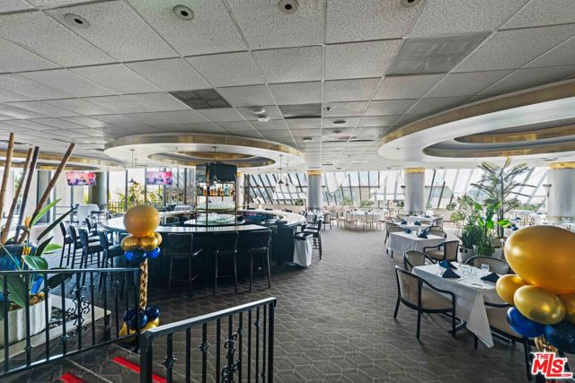 4316 Marina City Drive, Marina del Rey CA: https://media.crmls.org/mediaz/7f6ecc9e-0d54-4482-a662-f119309c0830.jpg