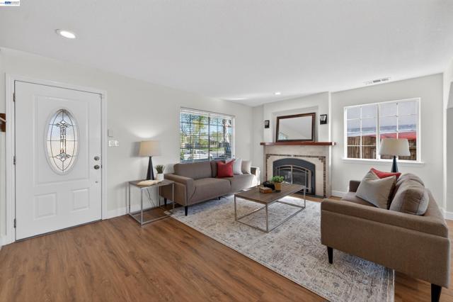 Image 3 of 30 For 1185 El Dorado Drive