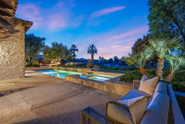 80740 Via Portofino, La Quinta CA: https://media.crmls.org/mediaz/7f6f2d84-b675-4c12-968f-4a33c079fd95.jpg
