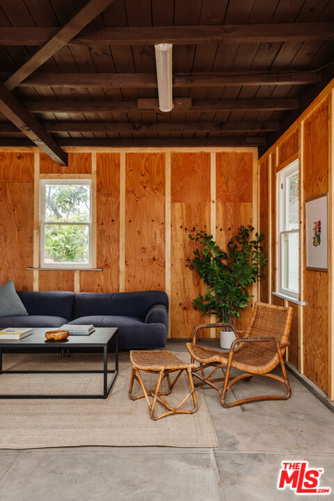 3029 S Norton Avenue, Los Angeles CA: https://media.crmls.org/mediaz/7f6f40ad-3a92-4253-b6ef-e43b9fe06573.jpg