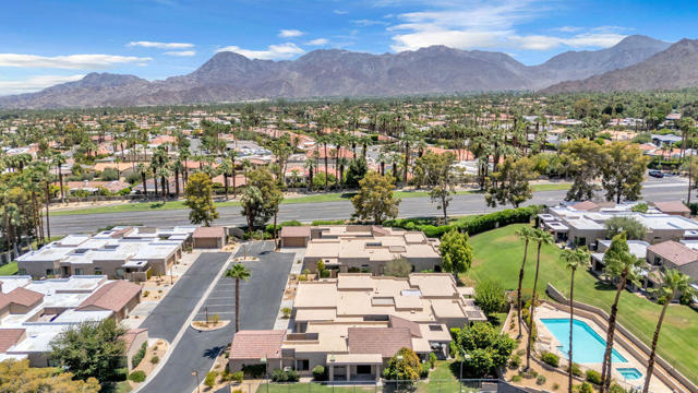 2 Bed Home for Sale in Palm Desert, California