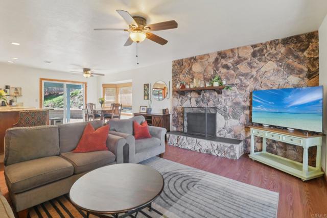 1921 Via Corina, Alpine CA: https://media.crmls.org/mediaz/7f71c927-2076-4944-9f5e-b6388555073a.jpg