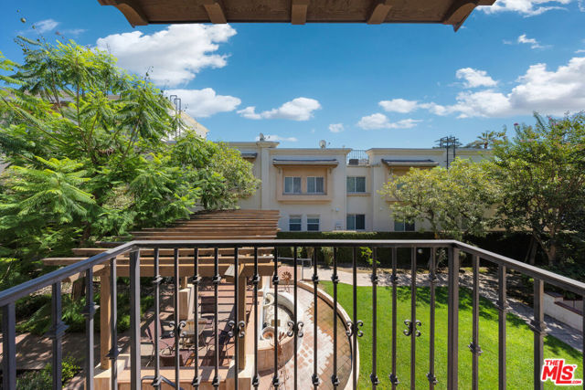 2449 Oswego Street, Pasadena CA: https://media.crmls.org/mediaz/7f72818f-d936-497e-8e07-ec68c5ef265e.jpg