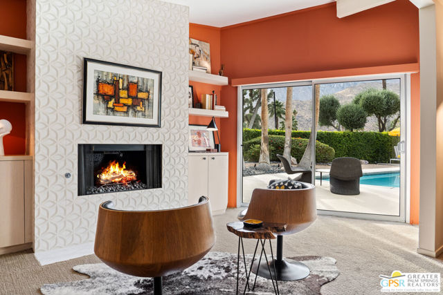 2455 S Via Lazo, Palm Springs CA: https://media.crmls.org/mediaz/7f73cdde-cb7f-4316-81f5-8b403ed9159e.jpg