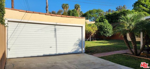 Garage / Backyard