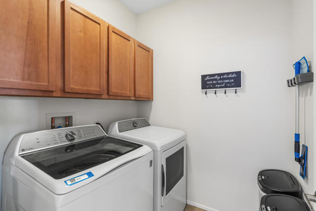 Image 15 of 45 For 84345 Volare Avenue