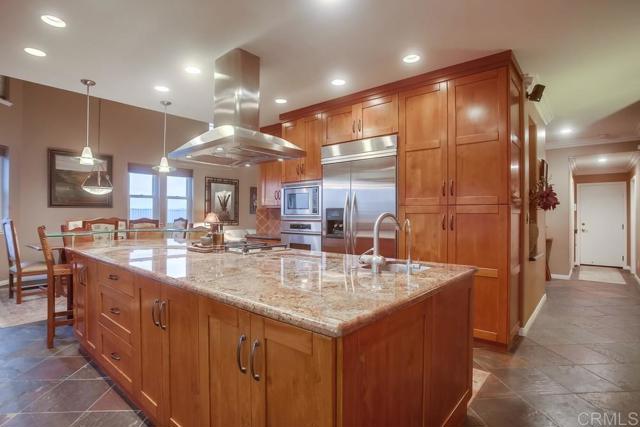 Detail Gallery Image 26 of 74 For 7046 via Ostiones, Carlsbad,  CA 92009 - 5 Beds | 3 Baths