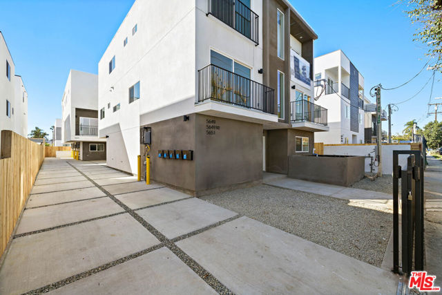 5651 Case Avenue photo 2