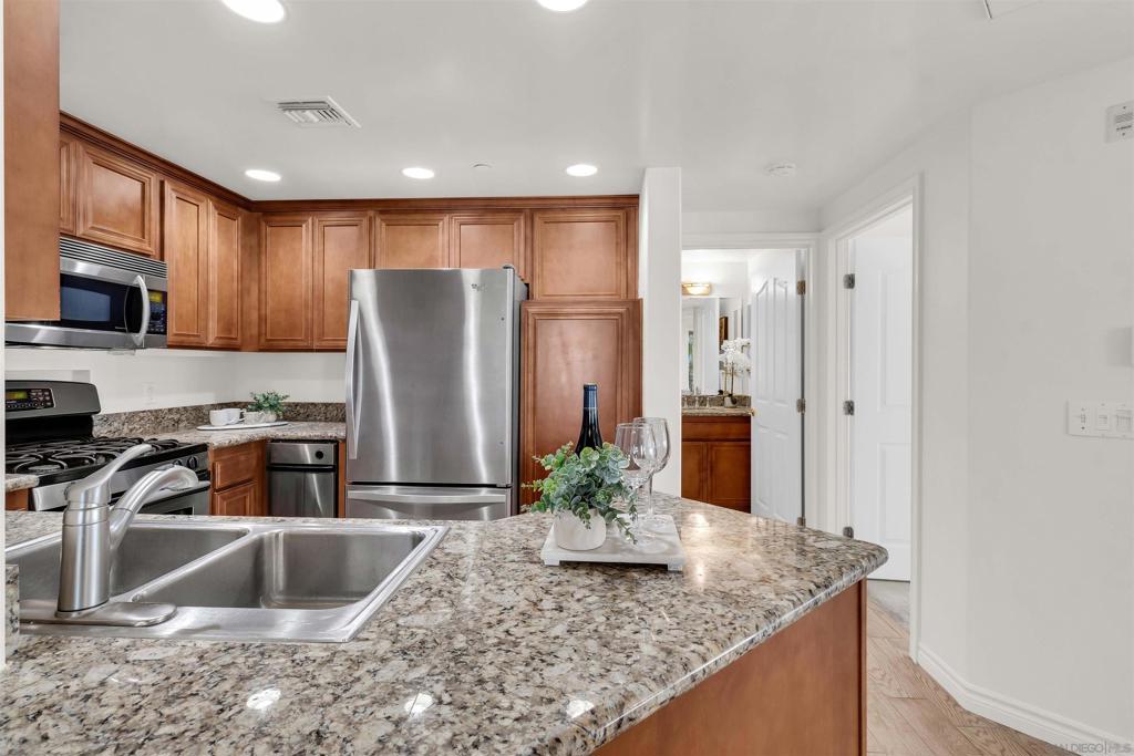 3990 Centre - photo 15