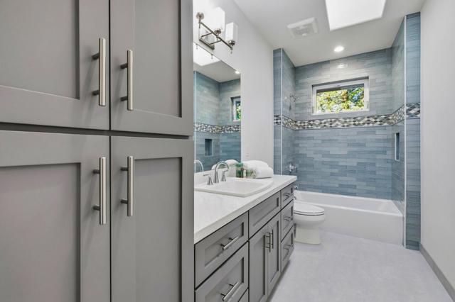 6 Timber Ridge Lane, Scotts Valley CA: https://media.crmls.org/mediaz/7f7679e9-0029-4e56-862a-e742325e3afc.jpg