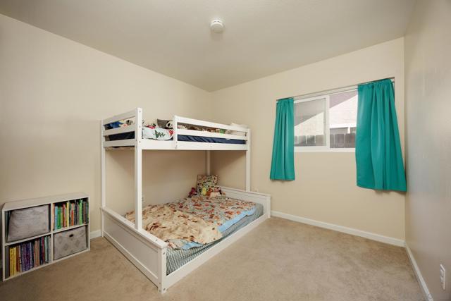10835 Grand Fork Dr, Santee CA: https://media.crmls.org/mediaz/7f778363-d6d0-40a4-9e13-079013a05e60.jpg