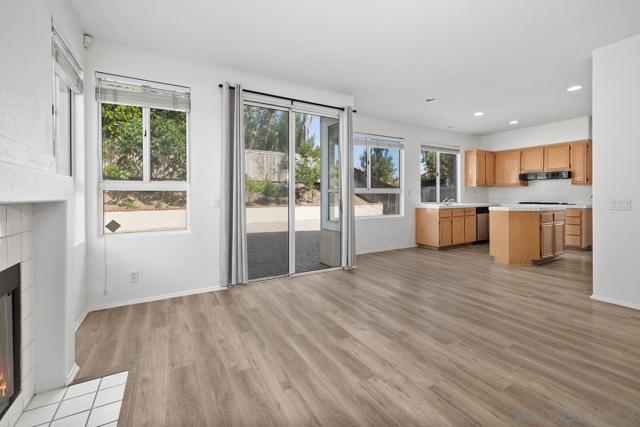 12305 Crisscross Ln, San Diego CA: https://media.crmls.org/mediaz/7f78499e-b3fd-4e36-83e6-fd09c5a9e10c.jpg