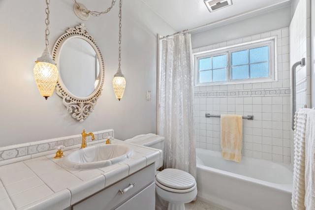 3560 Sevilla Drive, Soquel CA: https://media.crmls.org/mediaz/7f78f906-e4a8-45fc-8042-af2c8abb0b17.jpg
