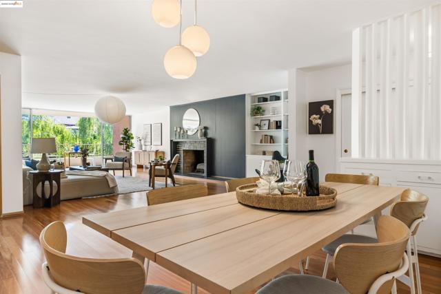 1515 Oxford, Berkeley CA: https://media.crmls.org/mediaz/7f7a56ec-c3b5-47bd-b19d-12f9dcfcc3e6.jpg