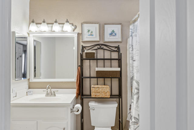 68790 Minerva Road, Cathedral City CA: https://media.crmls.org/mediaz/7f7b0633-49d7-4660-b0af-46913d9ee6c1.jpg