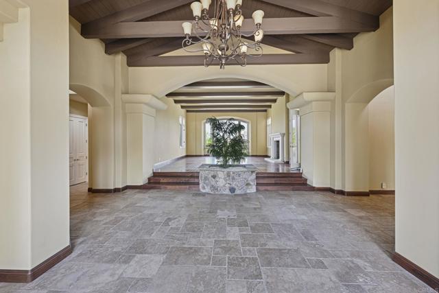 431 Flores de Oro, Rancho Santa Fe CA: https://media.crmls.org/mediaz/7f7bbec1-2a0d-49a4-a50e-48b3592c2f88.jpg