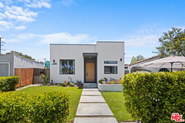 3170 Glenmanor Place, Los Angeles CA: https://media.crmls.org/mediaz/7f7bd28b-32df-4338-8920-eb055022dcad.jpg