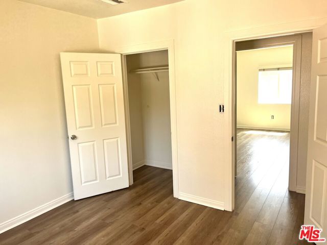 1256 W 25th Street, Los Angeles CA: https://media.crmls.org/mediaz/7f7c1ed4-9d21-46f7-a6c0-e854457b8e55.jpg