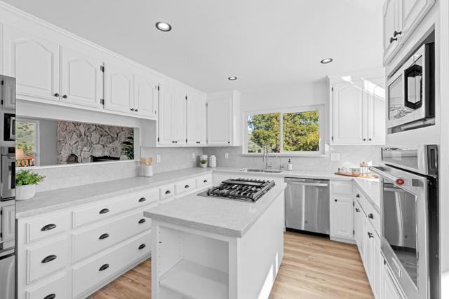 3735 Oak Canyon Lane, Morgan Hill CA: https://media.crmls.org/mediaz/7f7c799f-6464-4072-a666-92f525592e6b.jpg