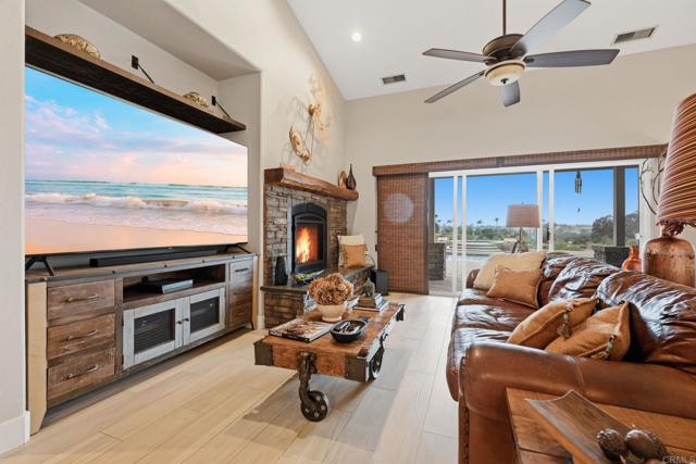 Detail Gallery Image 9 of 57 For 1655 Colina, Fallbrook,  CA 92028 - 3 Beds | 2 Baths