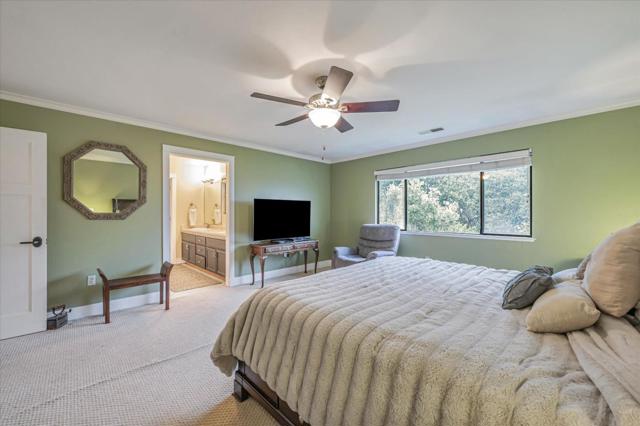 4 Harris Hill Drive, Novato CA: https://media.crmls.org/mediaz/7f7d1254-ee2e-43d3-95ff-93a1f3d92d61.jpg