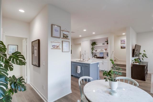 Detail Gallery Image 11 of 55 For 317 Brookside Way, Santee,  CA 92071 - 2 Beds | 2/1 Baths