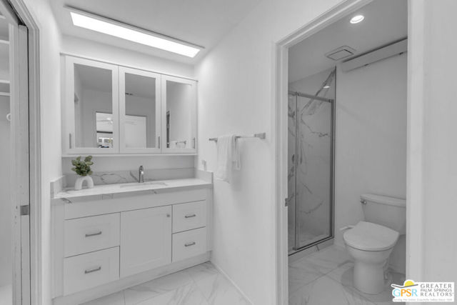 2375 E Joyce Drive, Palm Springs CA: https://media.crmls.org/mediaz/7f7e1f96-fbd8-4b77-a391-5dc56d44ec81.jpg