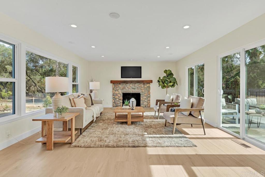 1165 Oak Drive