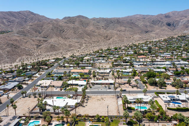 0 Treasure Trail, Cathedral City CA: https://media.crmls.org/mediaz/7f7ee264-a428-4a0e-85db-464a65805015.jpg
