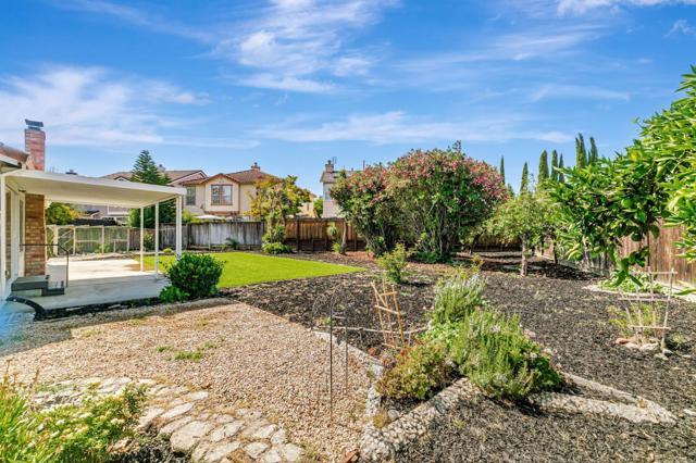 589 Cadburry Court, San Jose CA: https://media.crmls.org/mediaz/7f7f5556-8c2c-454e-a74f-049a7ff7f87c.jpg
