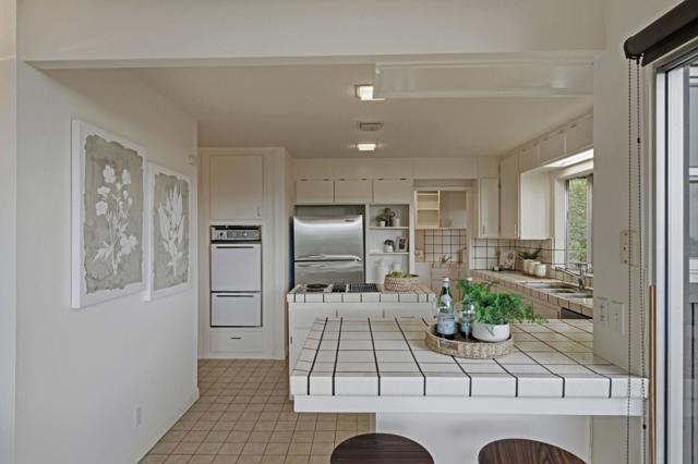 435 Golden Oak Drive, Portola Valley CA: https://media.crmls.org/mediaz/7f80e09d-5c85-4f66-aff9-0af9968766ee.jpg